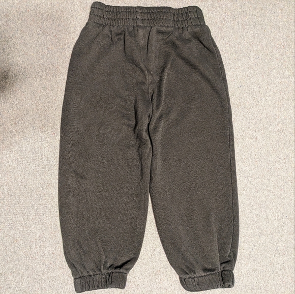 *4/$20* toddler sweatpants - Picture 2 of 3
